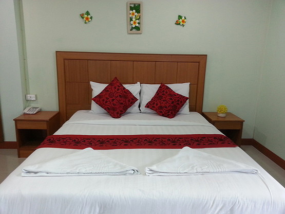 1 Bed Condo — photo 3