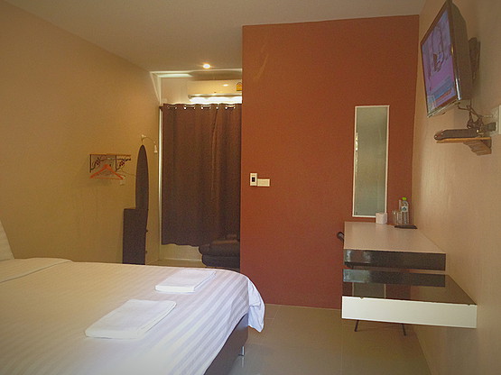 1 Bed Condo — photo 4