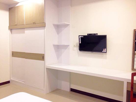 1 Bed Condo — photo 5