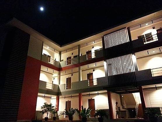 1 Bed Condo