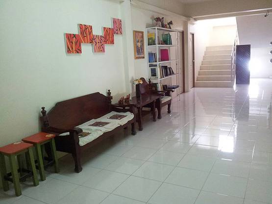 1 Bed Condo — photo 2