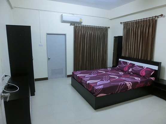 1 Bed Condo · Huai Khwang, bangkok — photo 4