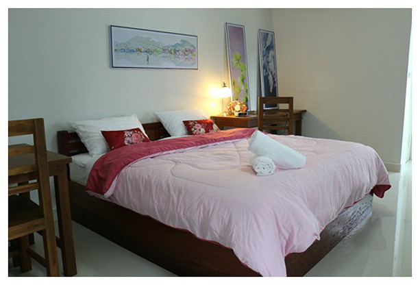1 Bed Condo — photo 4