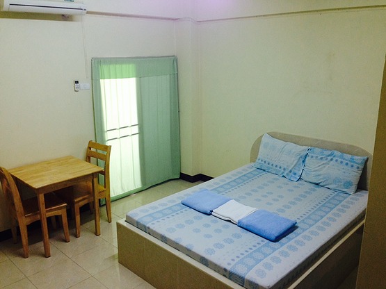 1 Bed Condo — photo 3