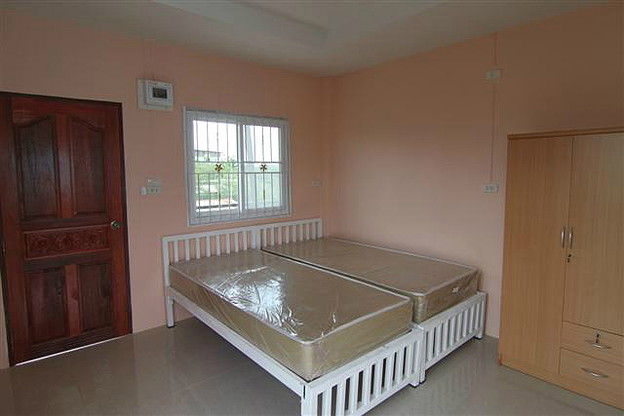 1 Bed Condo — photo 4