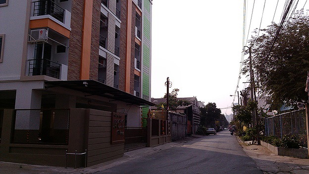 1 Bed Condo · Huai Khwang, bangkok — photo 3