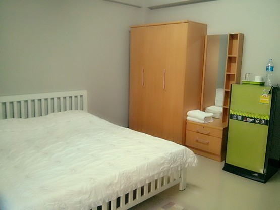 1 Bed Condo — photo 4
