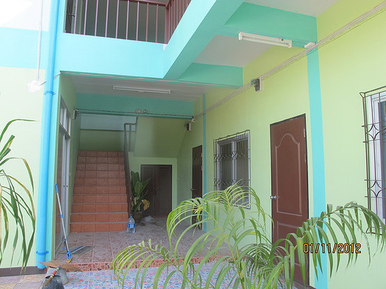 1 Bed Condo — photo 2