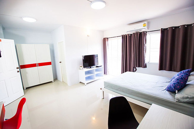 1 Bed Condo — photo 5