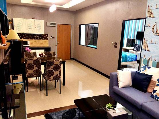 1 Bed Condo — photo 2