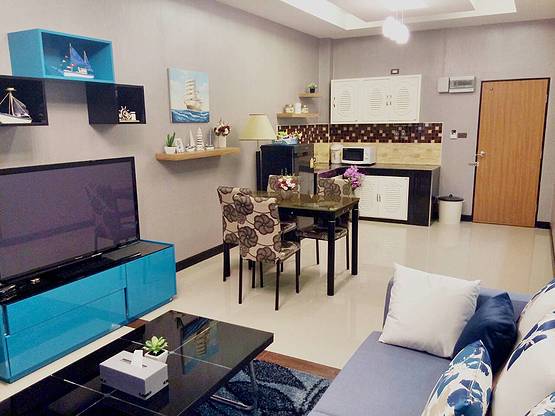 1 Bed Condo — photo 3