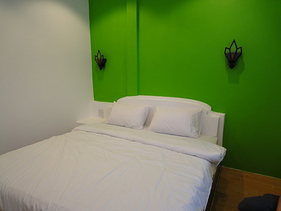 1 Bed Condo