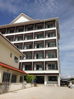 1 Bed Condo