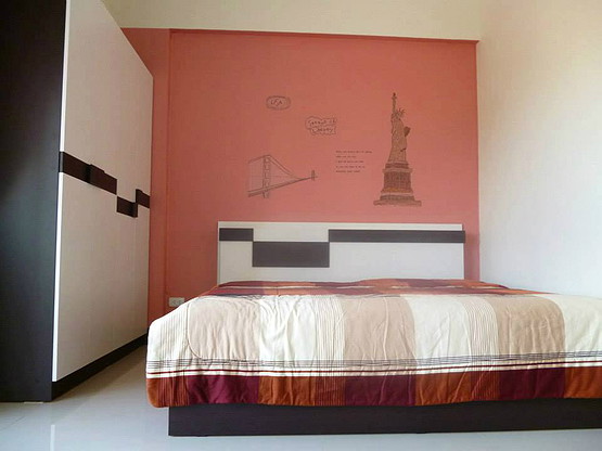 1 Bed Condo