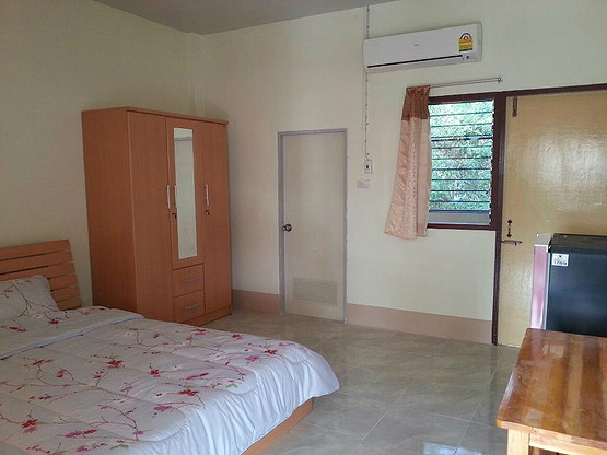 1 Bed Condo — photo 2