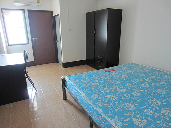 1 Bed Condo — photo 4