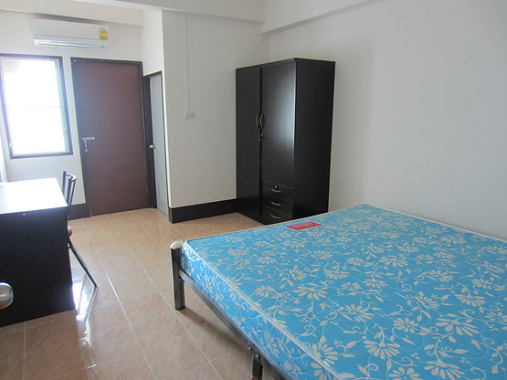 1 Bed Condo — photo 5