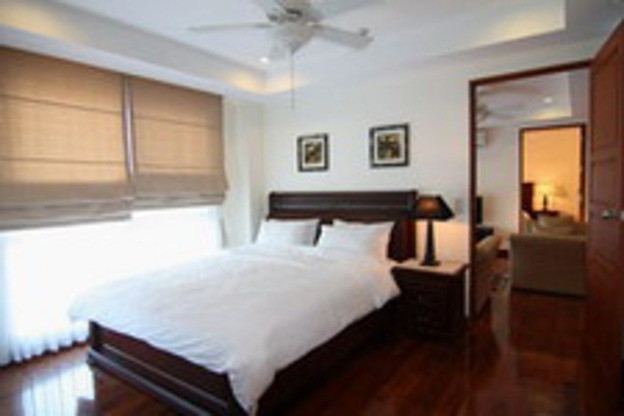 Condo · Watthana, bangkok — photo 2