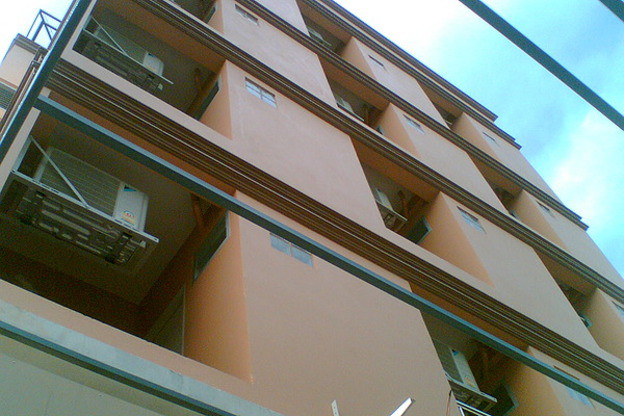 Condo · Huai Khwang, bangkok — photo 2