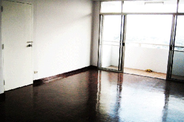 Condo · Phra Nakhon, bangkok — photo 3