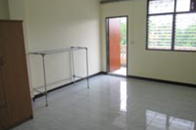 Condo · pathum_thani — photo 3