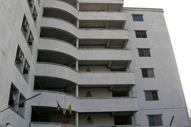 Condo · Bang Kapi, bangkok — photo 2