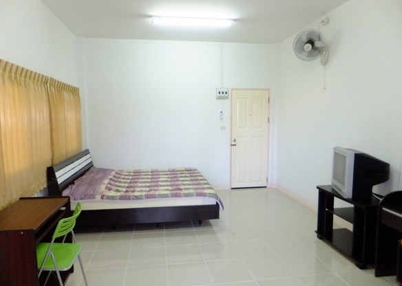 Condo — photo 3