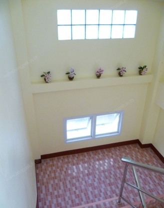 Condo — photo 2
