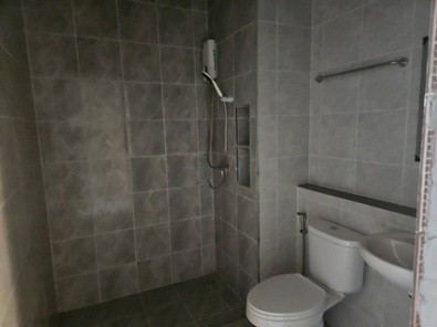 1 Bed Condo — photo 3
