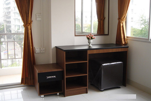 Condo · Huai Khwang, bangkok — photo 2