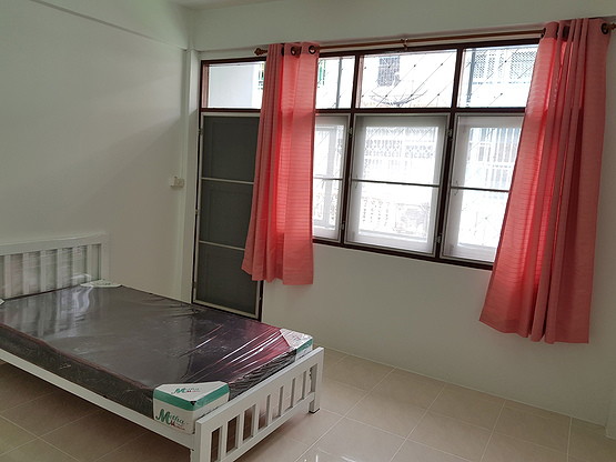 1 Bed Condo · Bangkok Noi, bangkok — photo 4