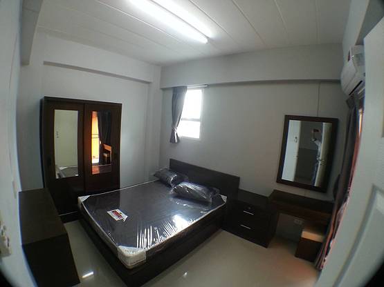 1 Bed Condo · Huai Khwang, bangkok — photo 2
