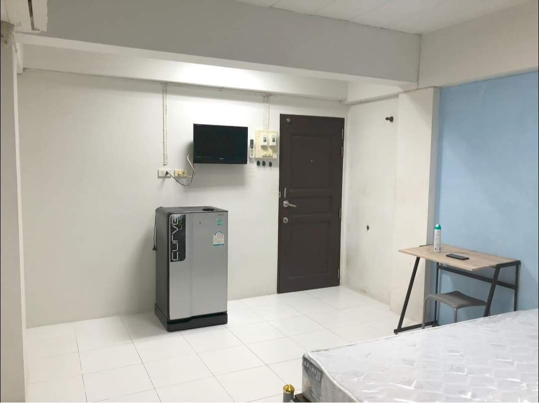 1 Bed Condo — photo 5