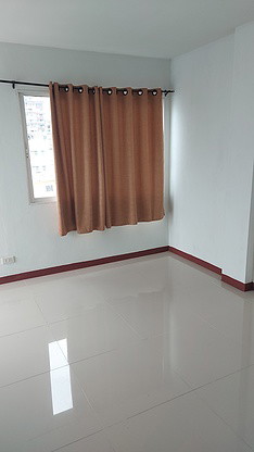 Condo · bangkok — photo 1