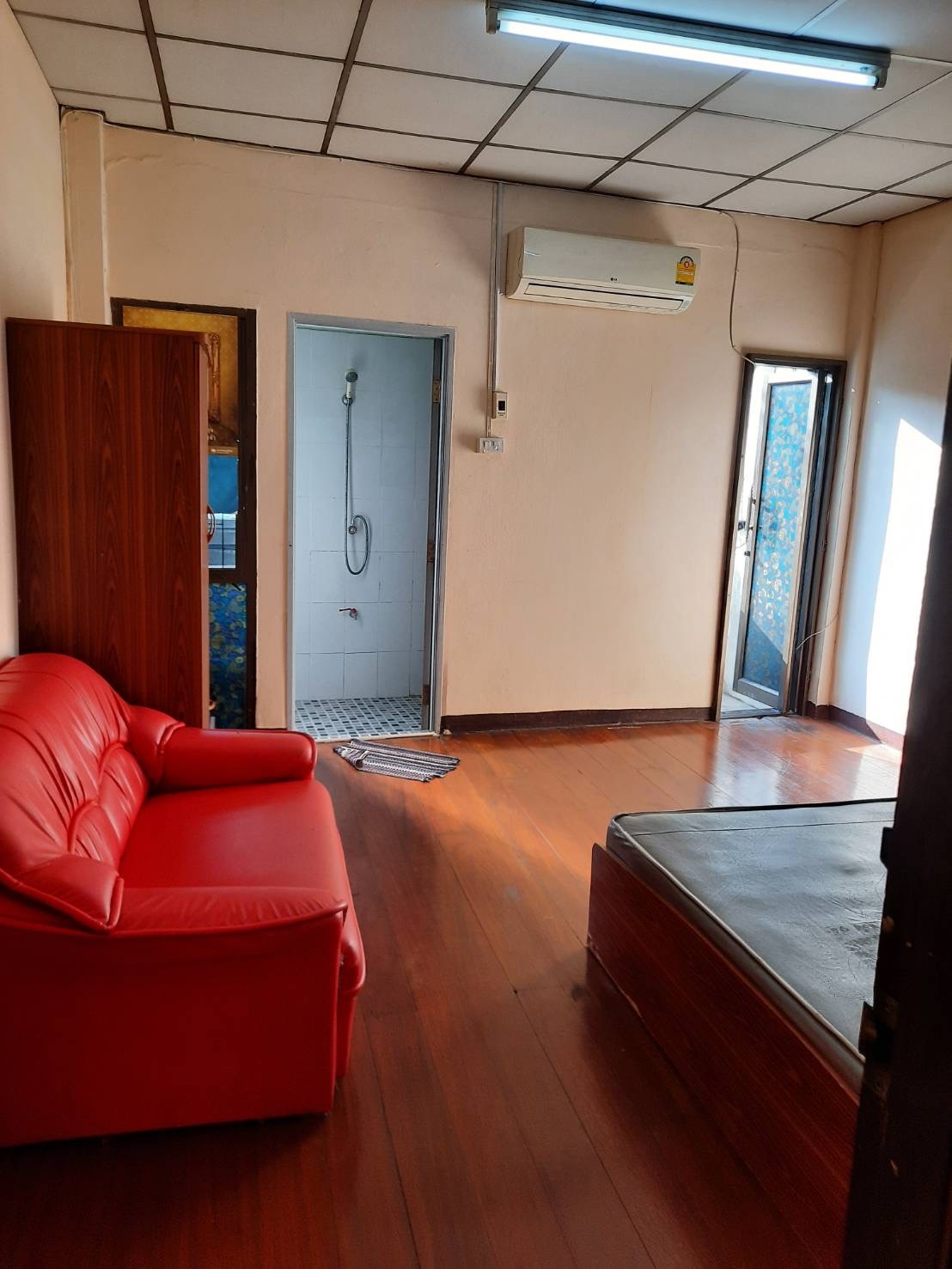 1 Bed Condo · Bangkok Noi, bangkok — photo 1