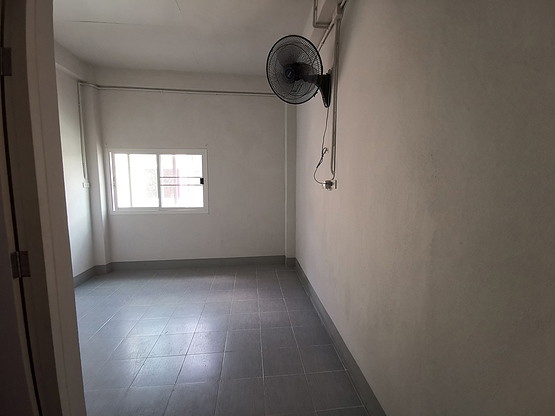 Condo · bangkok — photo 3