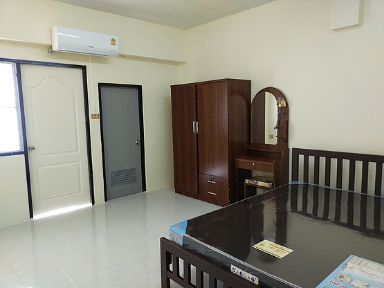 Condo · Huai Khwang, bangkok