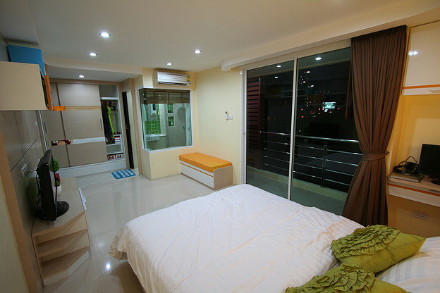 Condo · bangkok