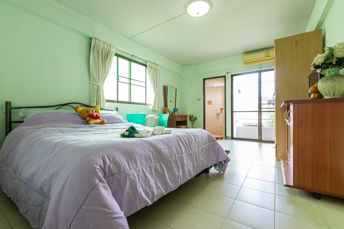 1 Bed Condo · Huai Khwang, bangkok — photo 2