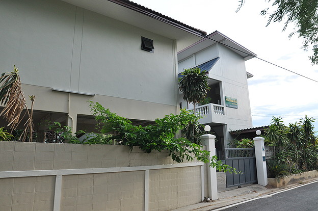 1 Bed Condo — photo 1