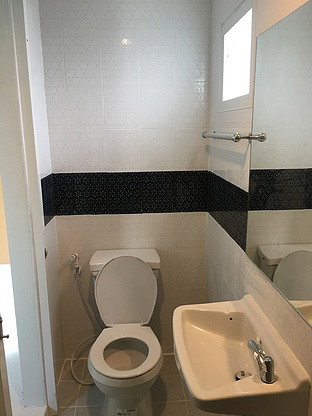 1 Bed Condo · Bang Khen, bangkok — photo 2