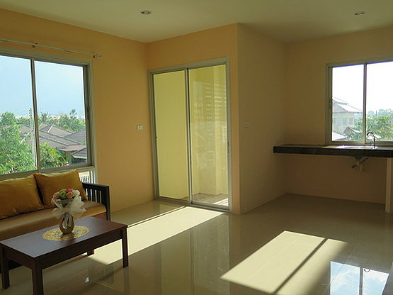 1 Bed Condo — photo 4