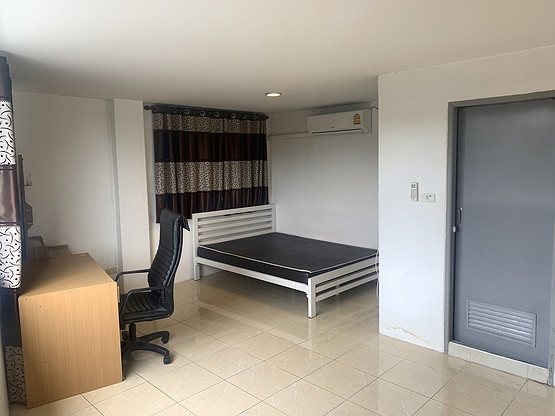 1 Bed Condo · Bang Rak, bangkok — photo 2