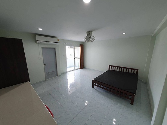 1 Bed Condo · Bang Kapi, bangkok — photo 4