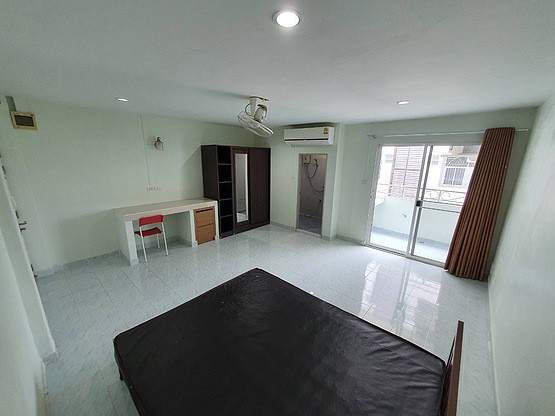 1 Bed Condo · Bang Kapi, bangkok — photo 5