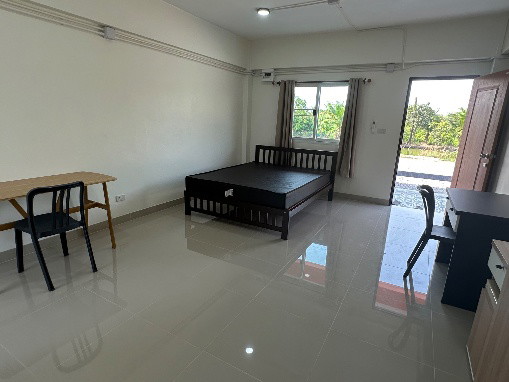 1 Bed Condo — photo 4