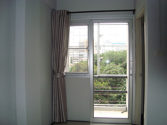 Condo · bangkok — photo 2