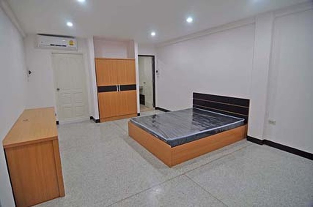 1 Bed Condo · Bang Rak, bangkok — photo 2