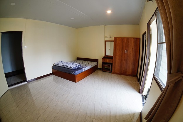 Condo · Huai Khwang, bangkok