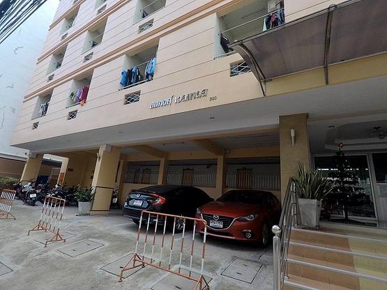 1 Bed Condo · Watthana, bangkok